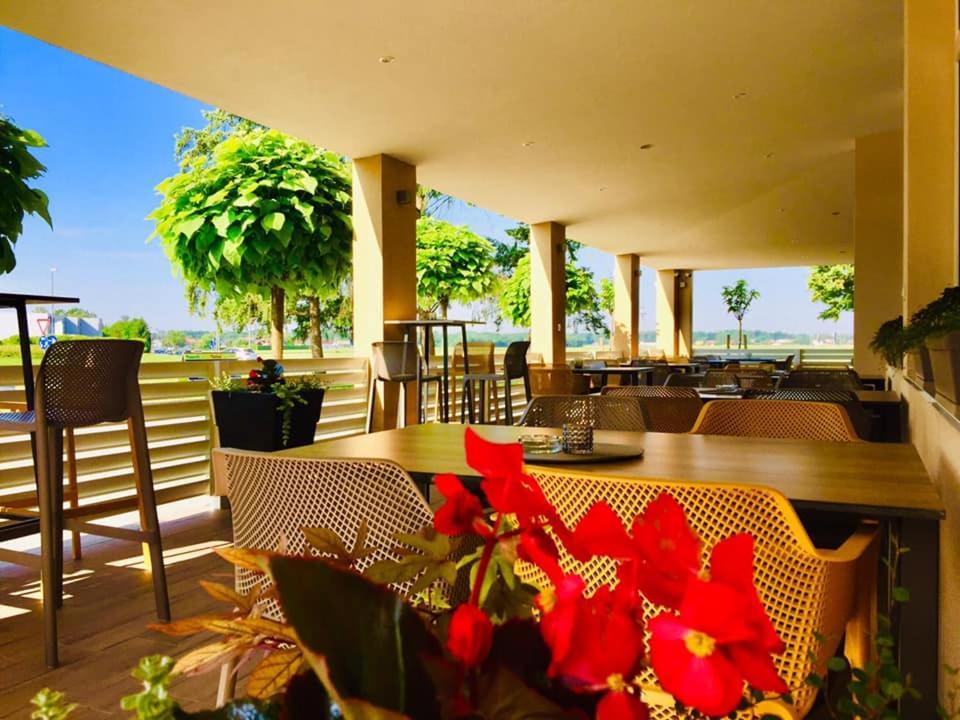 Restavracija In Prenocisca Carda Hotel Martjanci Exterior foto