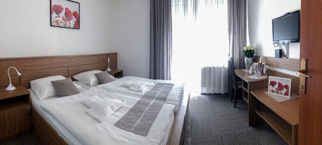 Restavracija In Prenocisca Carda Hotel Martjanci Exterior foto
